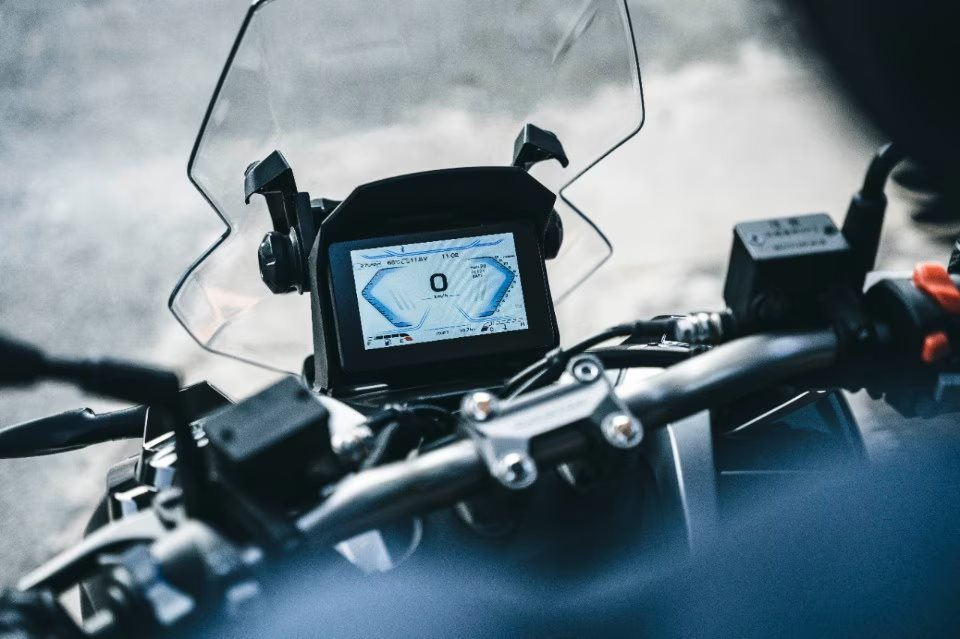 Xe ga 125cc uống 2,2 lít/100km: Có ABS 2 kênh như SH, động cơ hybrid – tiết kiệm xăng vượt trội - Ảnh 4