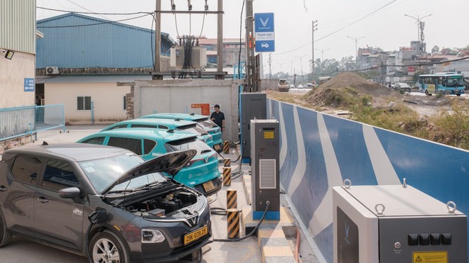 Cần 12 tỷ USD để 'phủ' trạm sạc khắp Việt Nam, nhà đầu tư cá nhân đang cùng V-Green, SolarEV, EverEV xây trạm sạc thế nào? - Ảnh 3