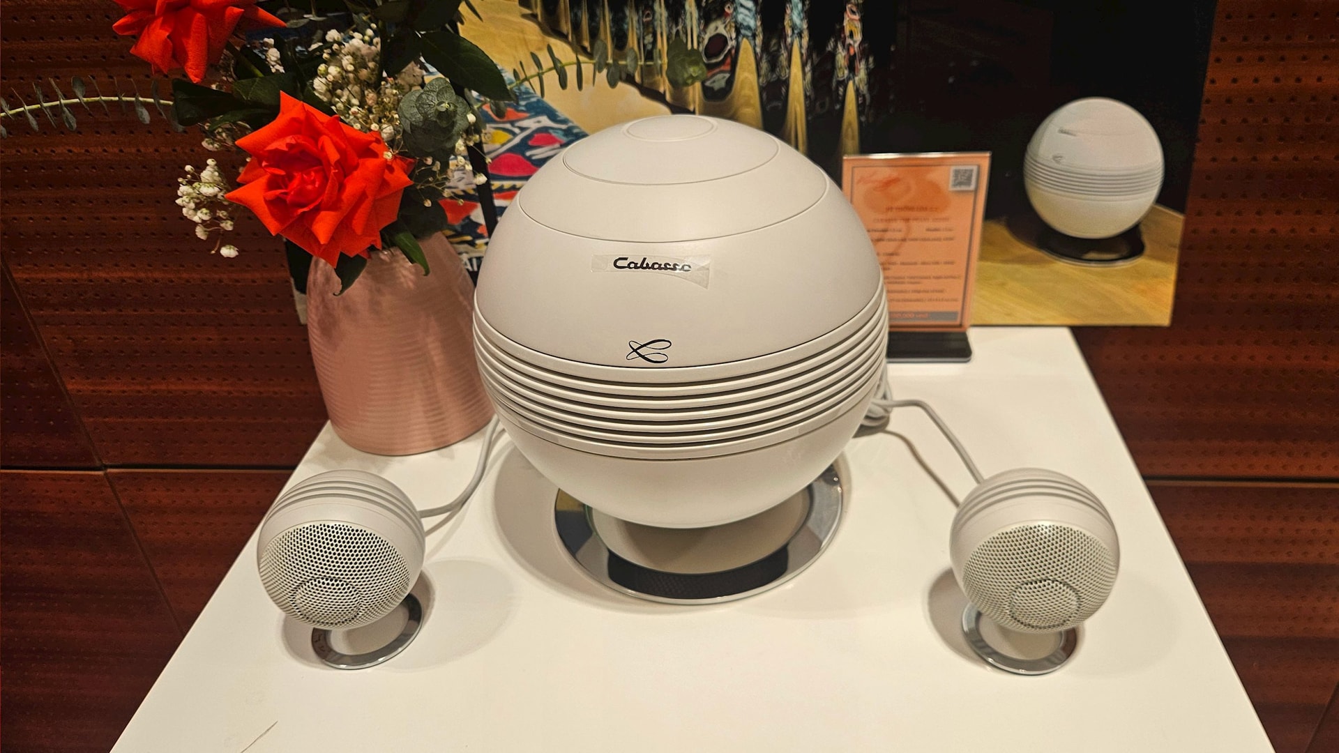 Chìm đắm trong không gian giai điệu từ những dàn âm thanh hàng chục tỉ đồng tại AV Show 2024 - Ảnh 2