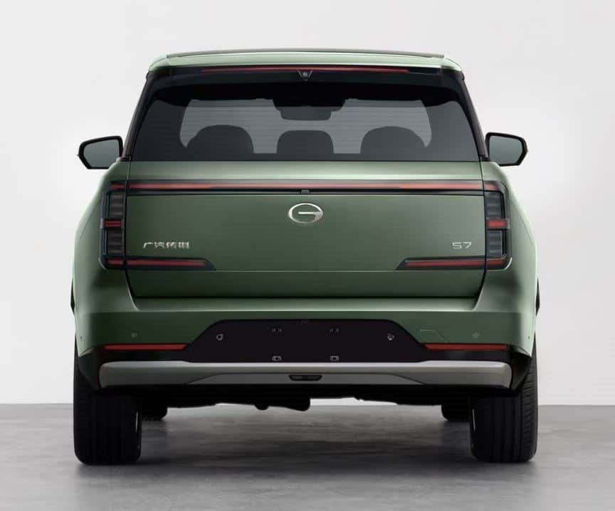 Tân binh SUV điện thiết kế đẹp như Range Rover: Sở hữu dải đèn dài 2,6 m đẹp mắt, phạm vi hoạt động ấn tượng hơn 1.000km - Ảnh 3