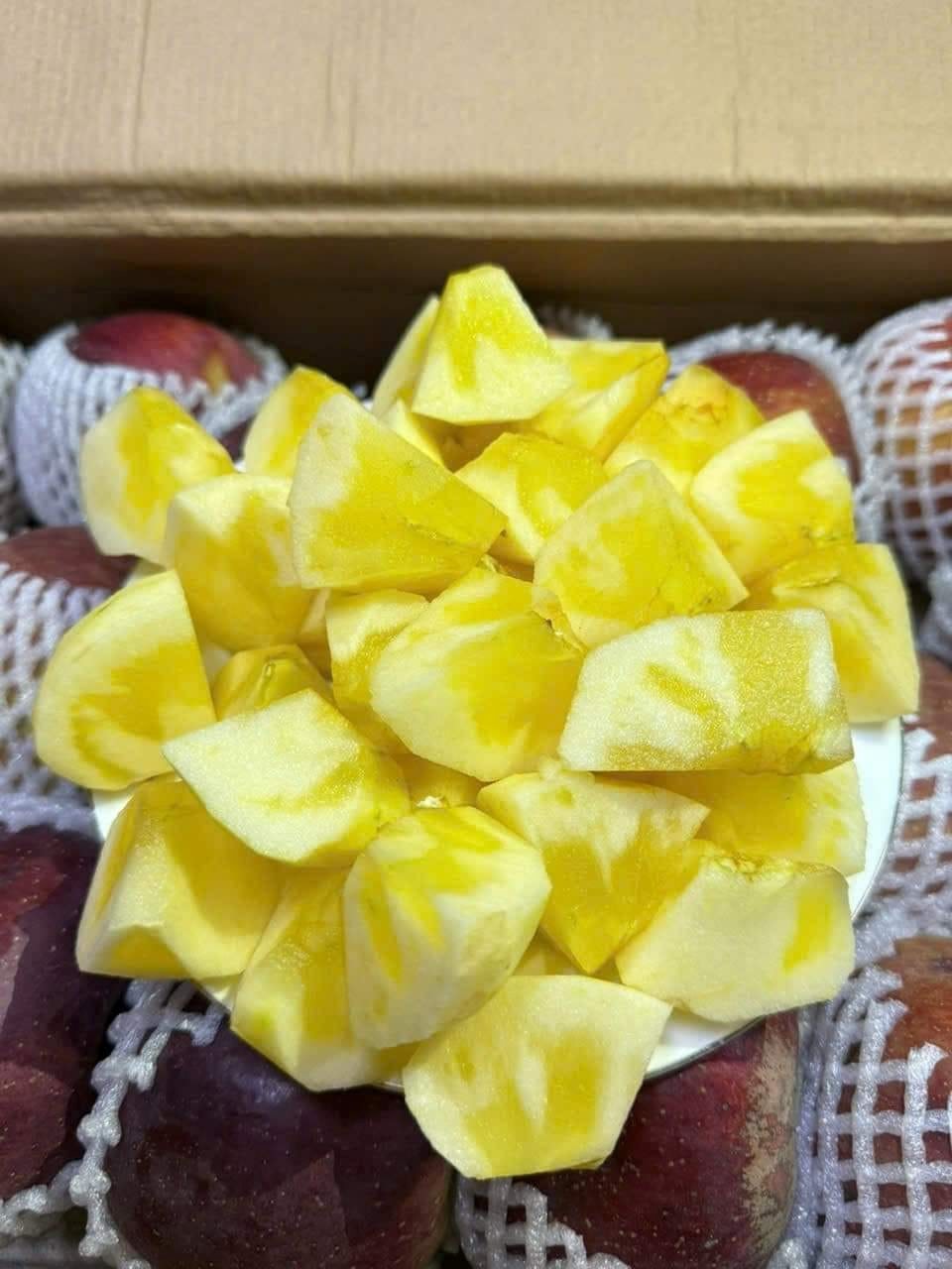 Được quảng cáo ngon như hàng Nhật giá tiền triệu, loại quả 10.000 đồng/kg này có gì mà hấp dẫn đến vậy? - Ảnh 1