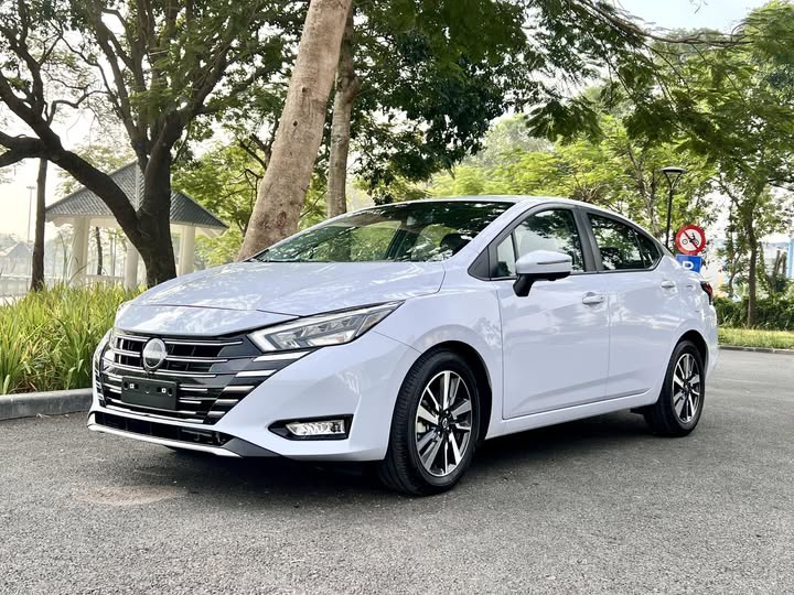 Loạt xe đại hạ giá năm 2024: Pajero Sport lớn nhất đến 300 triệu, có mẫu 'miệt mài giảm' 12 tháng vẫn chưa hết hàng tồn - Ảnh 3