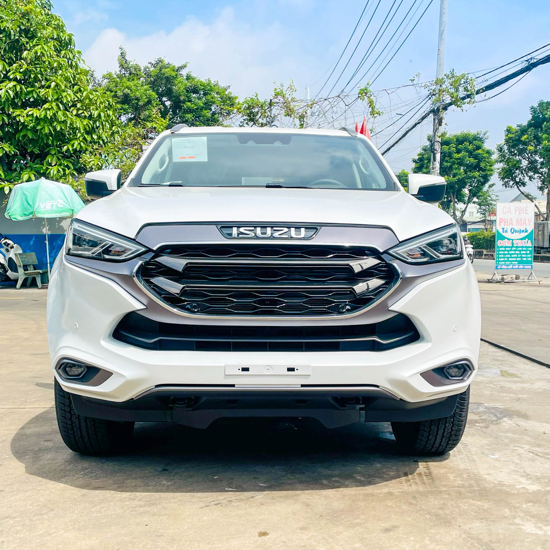 Isuzu mu-X lại xả kho: Giá giảm 240 triệu đồng, khởi điểm từ 1,01 tỷ, ngang Tucson, Sportage bản cao - Ảnh 4