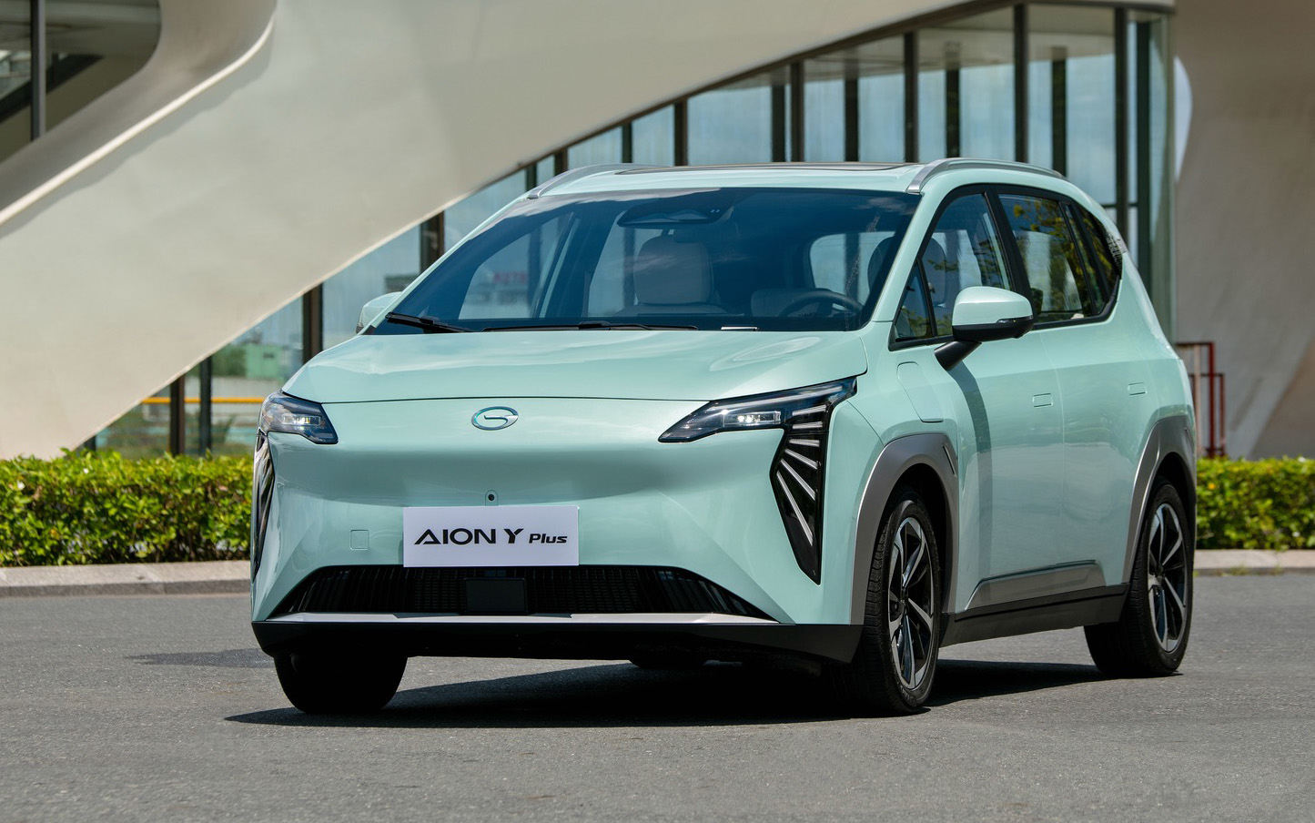 Loạt ô tô điện giá dưới 1 tỷ ra mắt Việt Nam năm 2024: Rẻ nhất từ 235 triệu, có cả hatchback, sedan, CUV, MPV - Ảnh 8