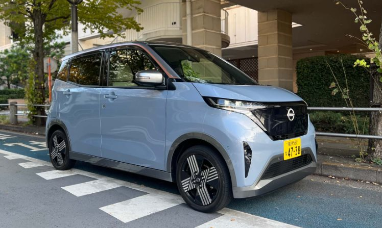 Tương tự Việt Nam, một mẫu xe điện cỡ nhỏ đang 'làm mưa làm gió' tại Nhật Bản: Sạc lên 80% chỉ trong 20 phút, giá khởi điểm hơn 380 triệu đồng - Ảnh 1