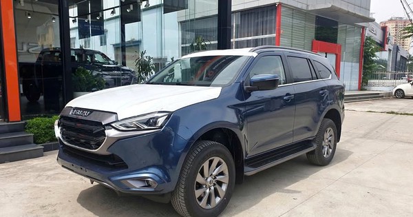 Loạt xe đại hạ giá năm 2024: Pajero Sport lớn nhất đến 300 triệu, có mẫu 'miệt mài giảm' 12 tháng vẫn chưa hết hàng tồn