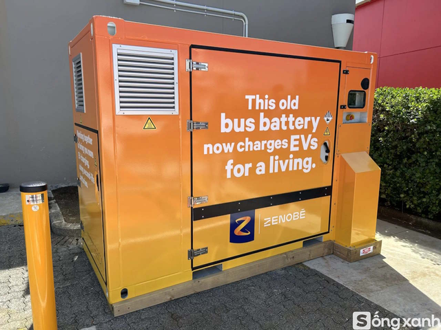 Khối pin khủng VinFast vừa lắp tại hòn đảo 3250 ha: Trữ điện bằng hơn 40 pack pin VF 8, nhằm mục đích gì? - Ảnh 3