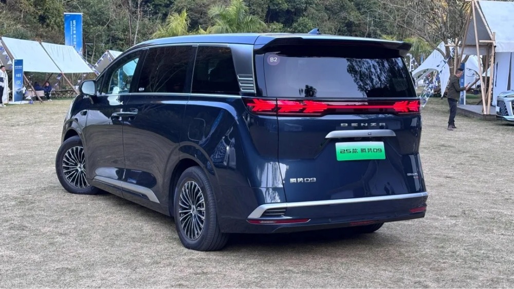 Mẫu xe này của BYD mà về Việt Nam thì Kia Carnival, Toyota Alphard coi chừng dần đi là vừa - Ảnh 3