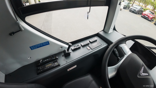 Bước lên xe điện 'lạ' chạy trong nhà máy của VinFast: Dòng xe hoàn toàn mới, ra mắt trước Tết - Ảnh 8