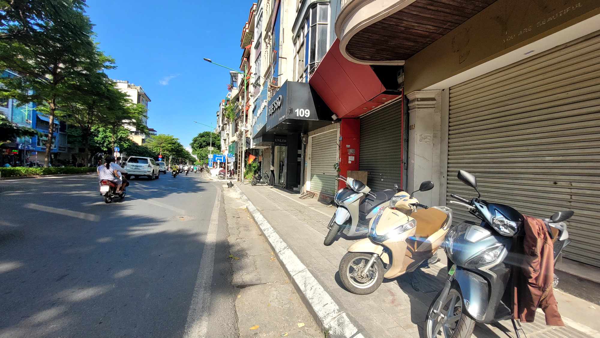 Nhiều chợ đầu mối vắng hoe, 2 giờ chiều tiểu thương đã đóng cửa - Ảnh 2