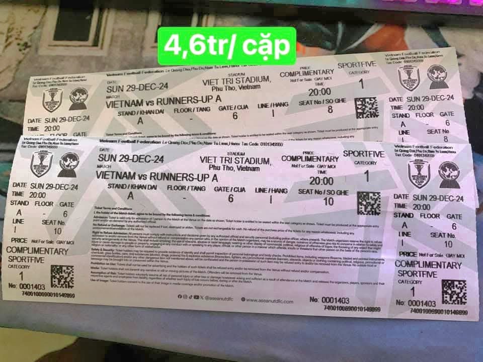Vé trận Việt Nam Singapore chỉ 300.000 đồng đã "bay lên nóc" sau bàn thắng của Xuân Son và Tiến Linh - Ảnh 2