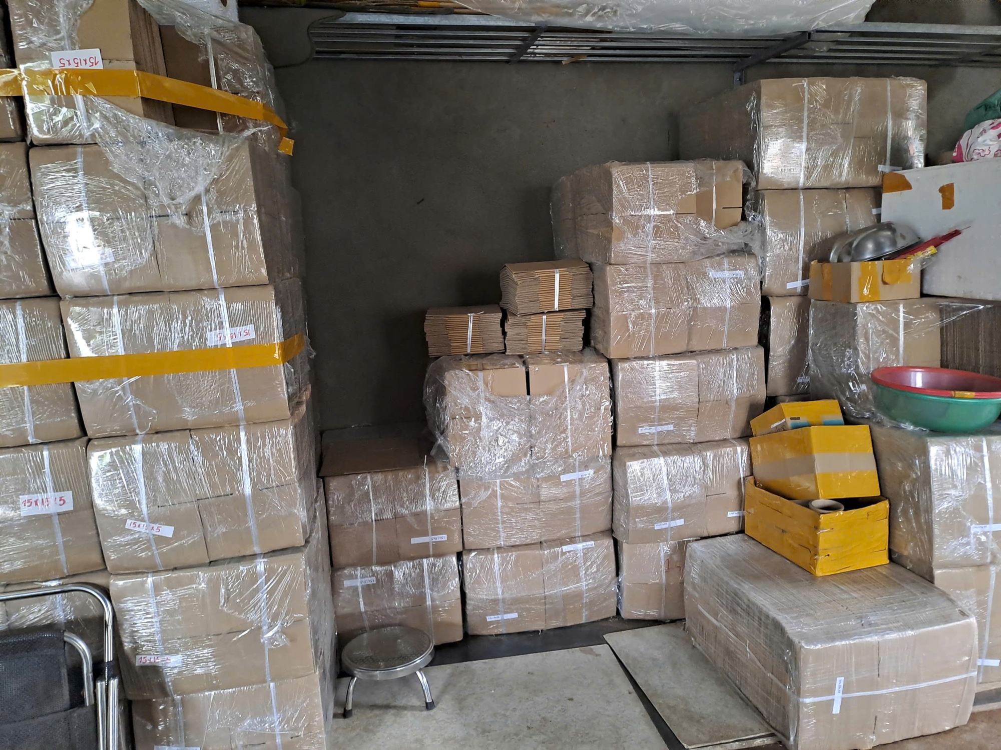 Phạt "hot" Tiktoker "Dưỡng Dướng Dường phong thủy" vì bán hàng giả - Ảnh 1