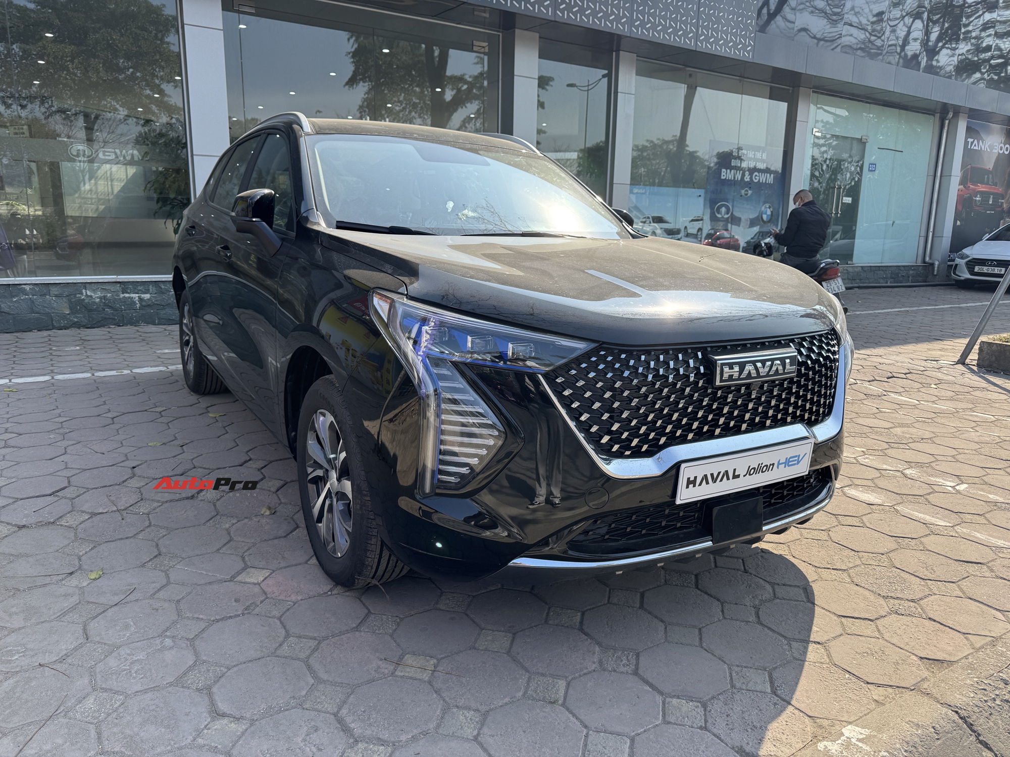 Chi tiết Haval Jolion bản base: Đại lý báo giá 695 triệu đồng, không có ADAS, đi phố 4 lít/100km - Ảnh 2