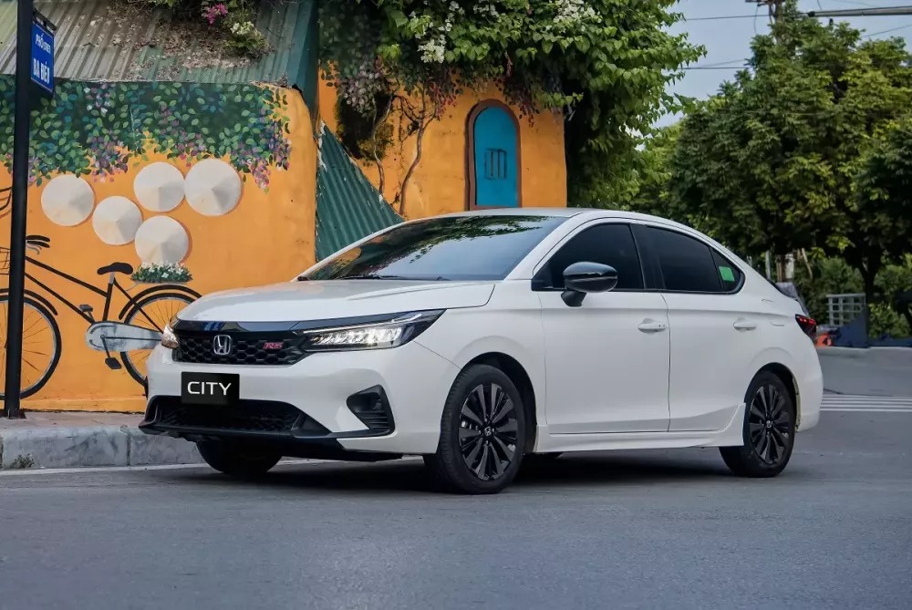 3 mẫu xe đạt doanh số trên 2.000 xe/tháng, sedan cỡ nhỏ giá mềm vẫn là 'chân ái' với khách Việt - Ảnh 2