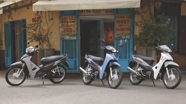 5 mẫu xe máy dưới 30 triệu đáng mua dịp Tết: Có xe điện 'đi mãi' vẫn an tâm vì sẵn pin, có xe ăn xăng 1,64L/100km - Ảnh 3