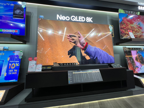 Tivi cao cấp giảm giá sập sàn - Ảnh 1