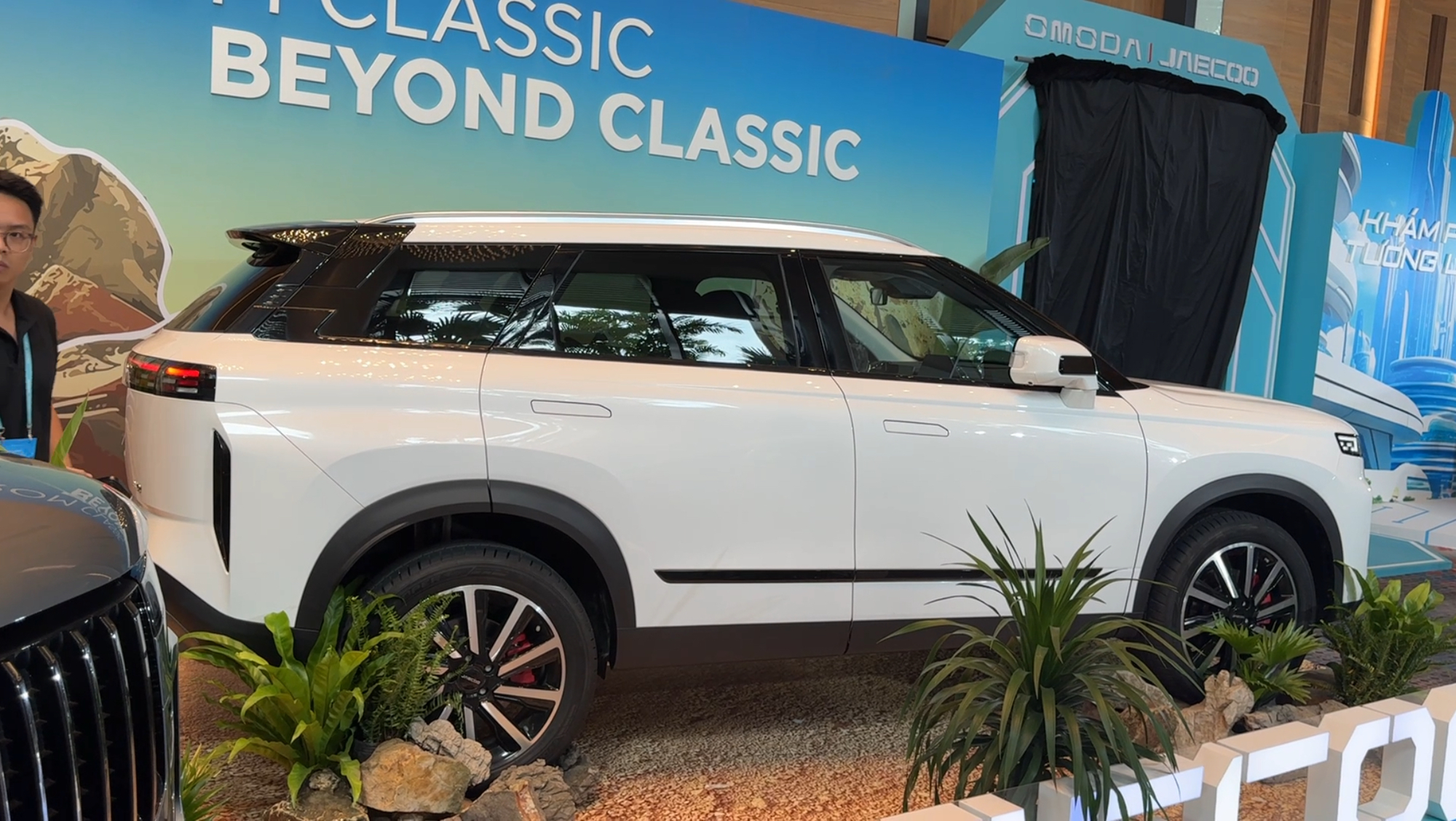 Jaecoo J7 đã ra biển, lăn bánh trên đường phố Việt Nam, dễ mở bán sớm đấu CR-V bằng 2 bản xăng, hybrid, có AWD - Ảnh 6