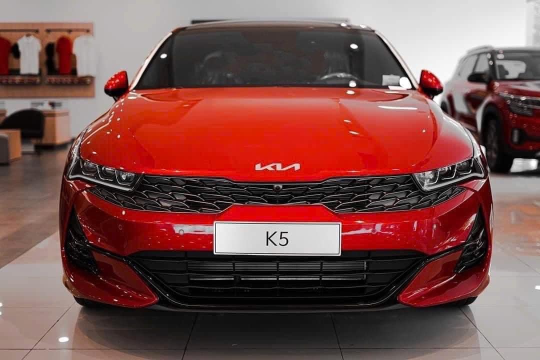 Kia K5 thanh lý còn từ 784 triệu tại đại lý, xe hạng D rẻ hơn cả Honda Civic hạng C bản tiêu chuẩn - Ảnh 7