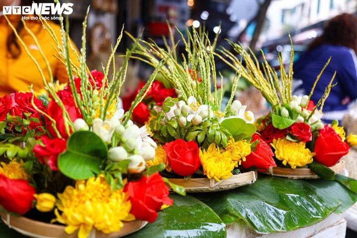 Thị trường mùng 1 cuối cùng của năm Giáp Thìn: Giá cau tăng gấp đôi - Ảnh 17