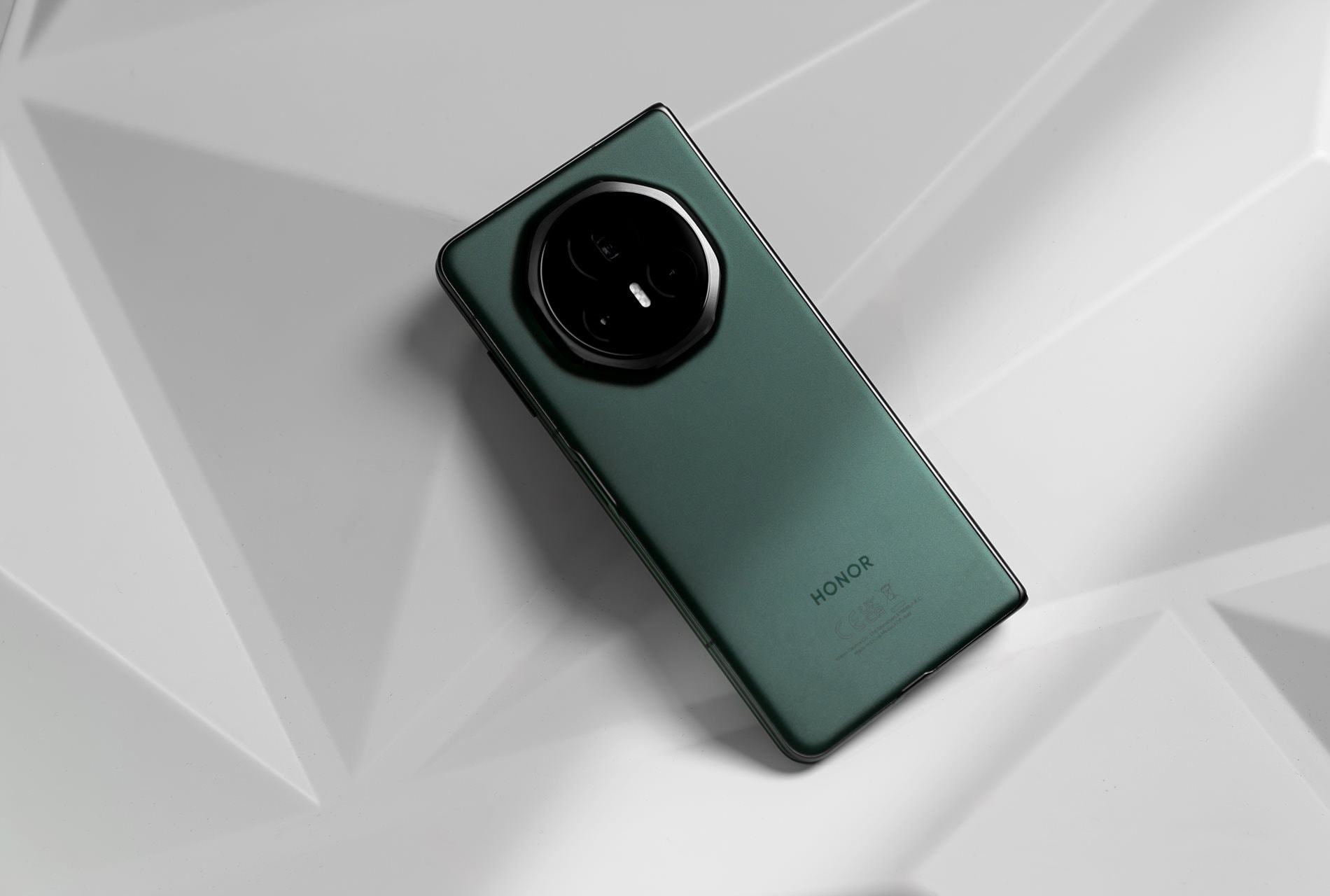 Smartphone gập mỏng nhất thế giới về Việt Nam: Giá 40 triệu, đấu thẳng căng với Samsung Galaxy Z Fold5 - Ảnh 3