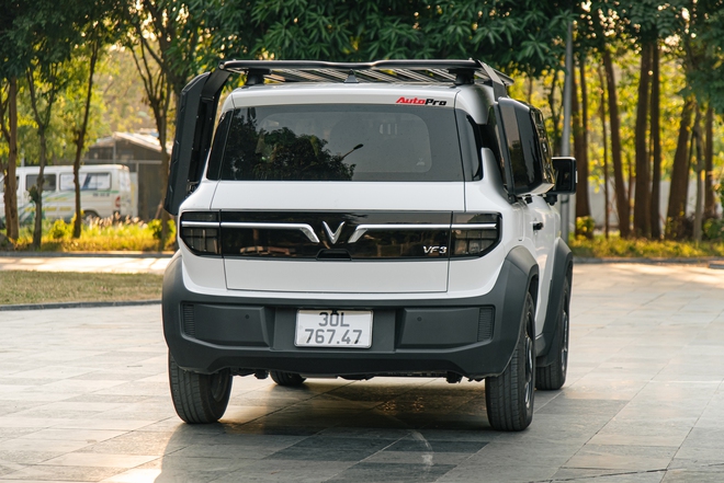 Mua VinFast VF 3 cho vợ nhưng thích quá lấy dùng ké, kỹ sư ô tô chia sẻ: ‘Thay đổi hẳn thói quen, nuôi rẻ như xe máy’ - Ảnh 5
