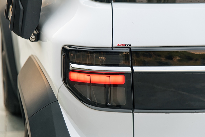 Mua VinFast VF 3 cho vợ nhưng thích quá lấy dùng ké, kỹ sư ô tô chia sẻ: ‘Thay đổi hẳn thói quen, nuôi rẻ như xe máy’ - Ảnh 14