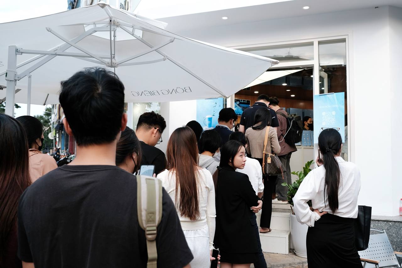 Một loạt thương hiệu ăn uống cực hot gần đây: Khách xếp hàng dài chờ mua nhưng lại gây tranh cãi? - Ảnh 5