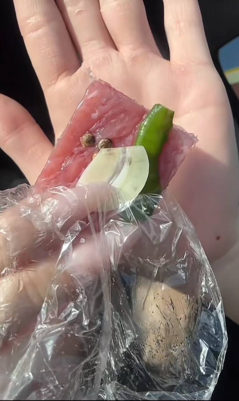 Không phải phở hay gỏi cuốn, đây mới là món ăn đang vươn tầm thế giới, người nước ngoài thi nhau mukbang - Ảnh 10