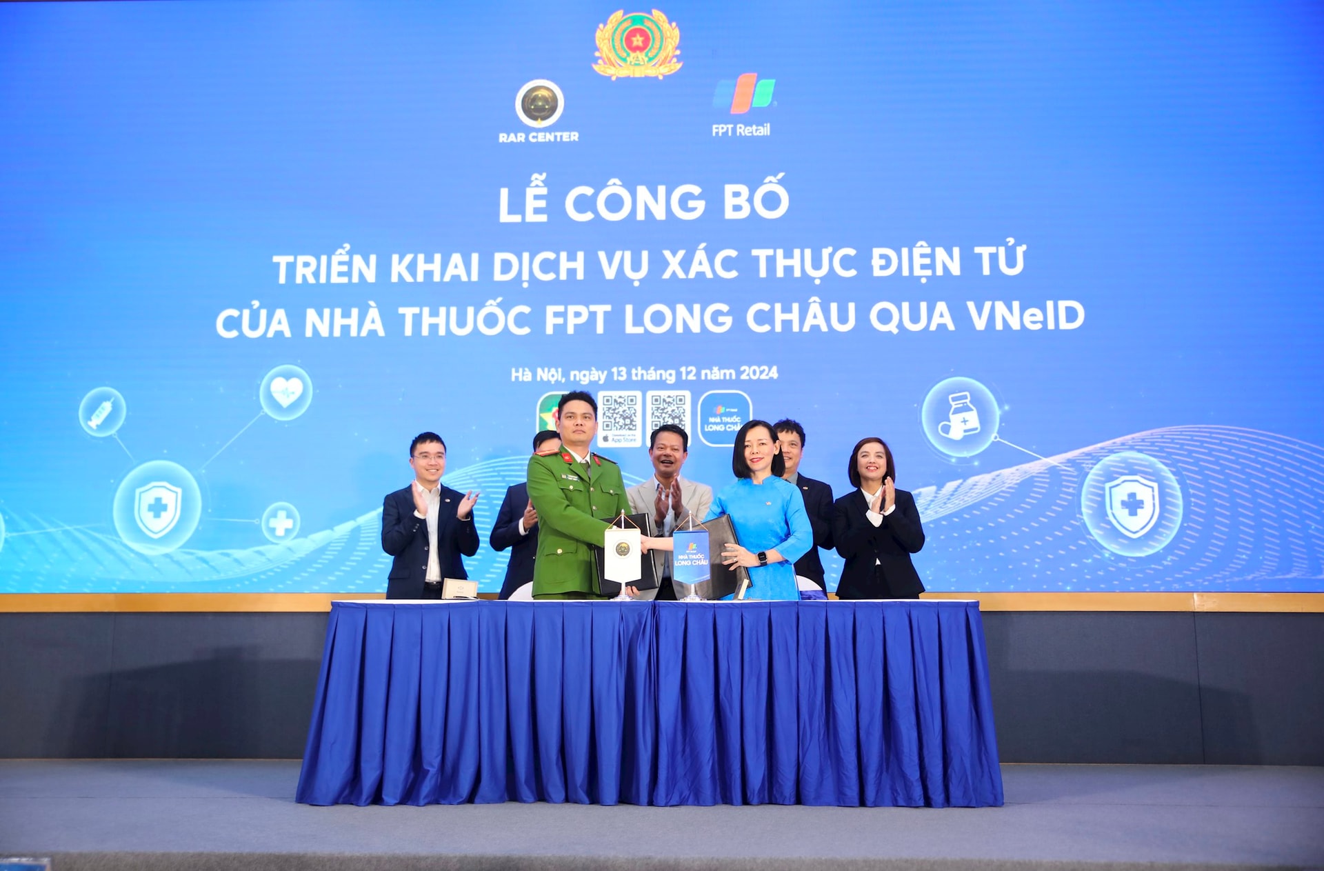 Người dân sắp có thể dùng VNeID để mua thuốc trực tuyến từ FPT Long Châu - Ảnh 2