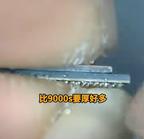 Người Trung Quốc mổ bụng Huawei Mate 70 RS để xem cận cảnh chip Kirin 9020, lên tiếng thán phục: "Quả là một tuyệt tác nghệ thuật" - Ảnh 2