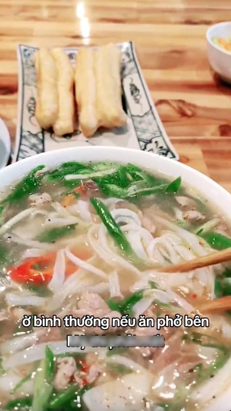 Món ăn Việt Nam khiến khách Tây "ăn hàng ngày không chán", cứ đi nước khác lại thấy thèm - Ảnh 4