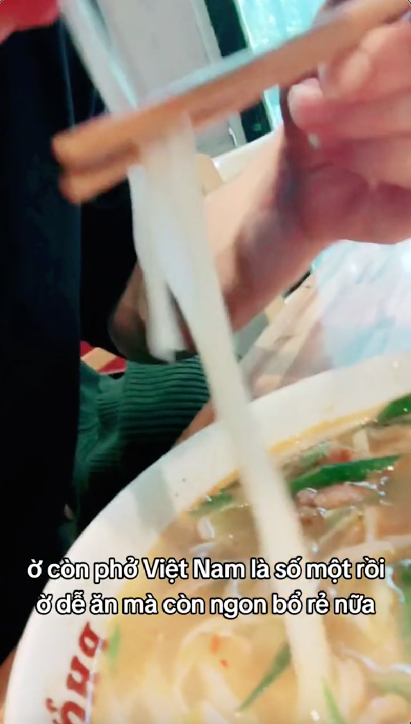 Món ăn Việt Nam khiến khách Tây "ăn hàng ngày không chán", cứ đi nước khác lại thấy thèm - Ảnh 7