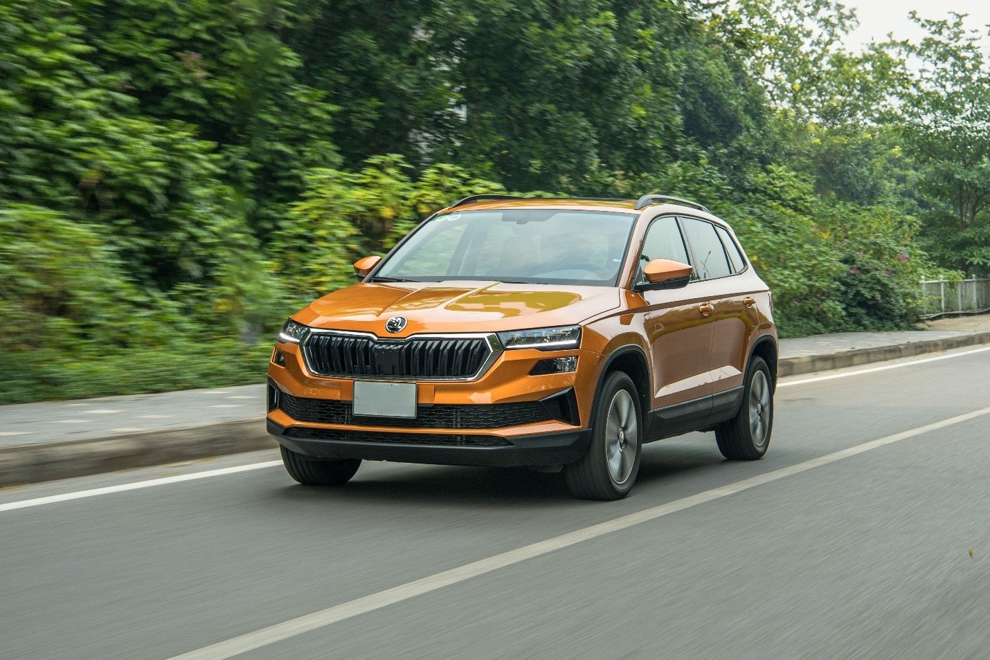 Bộ đôi SUV Skoda giảm giá tối đa 166 triệu tháng cuối năm - Ảnh 2