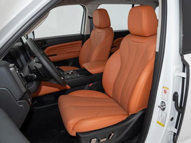 Hãng xe xây nhà máy lắp ráp tại Việt Nam ra mắt đối thủ Ford Everest: thiết kế hầm hố, giá từ 800 triệu đồng - Ảnh 5