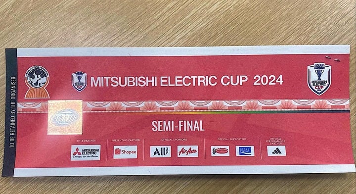 4,5 triệu đồng/cặp vé chợ đen xem bán kết lượt về Việt Nam vs Singapore - Ảnh 1