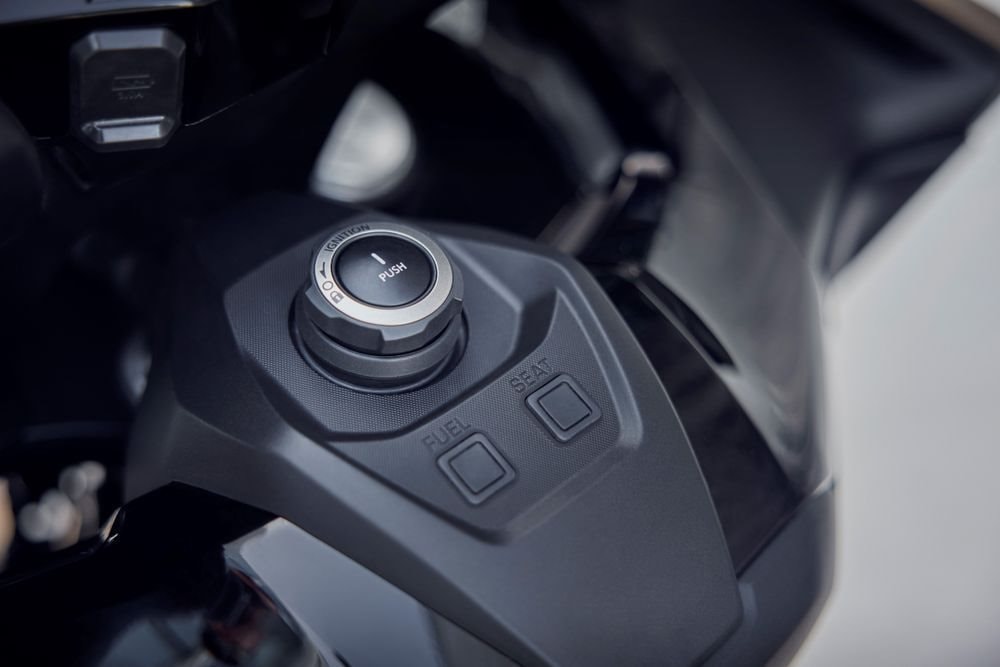 "Vua xe ga" mạnh hơn Honda SH ra mắt trong tháng 3/2025: Thiết kế ấn tượng ăn đứt Air Blade, có ABS 2 kênh, giá hấp dẫn - Ảnh 6