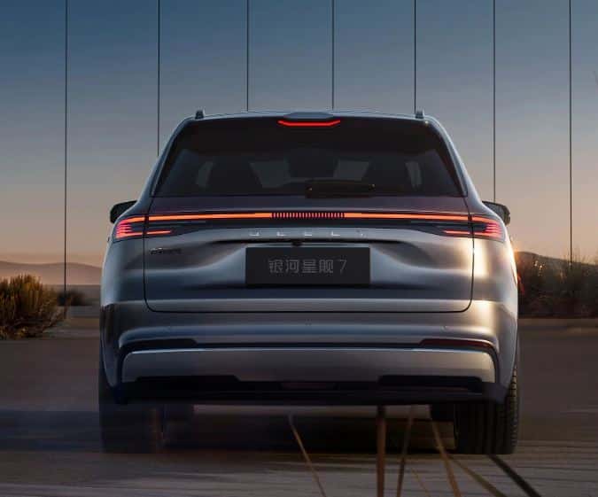 Hãng xe xây nhà máy 4.100 tỷ tại VN ra mắt SUV mới: Phá kỷ lục giao hàng nhanh, giá quy đổi rẻ hơn i10 - Ảnh 8