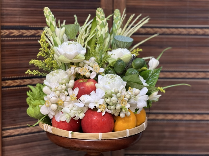 Mâm ngũ quả tiền triệu đắt khách ngày cuối năm - Ảnh 2