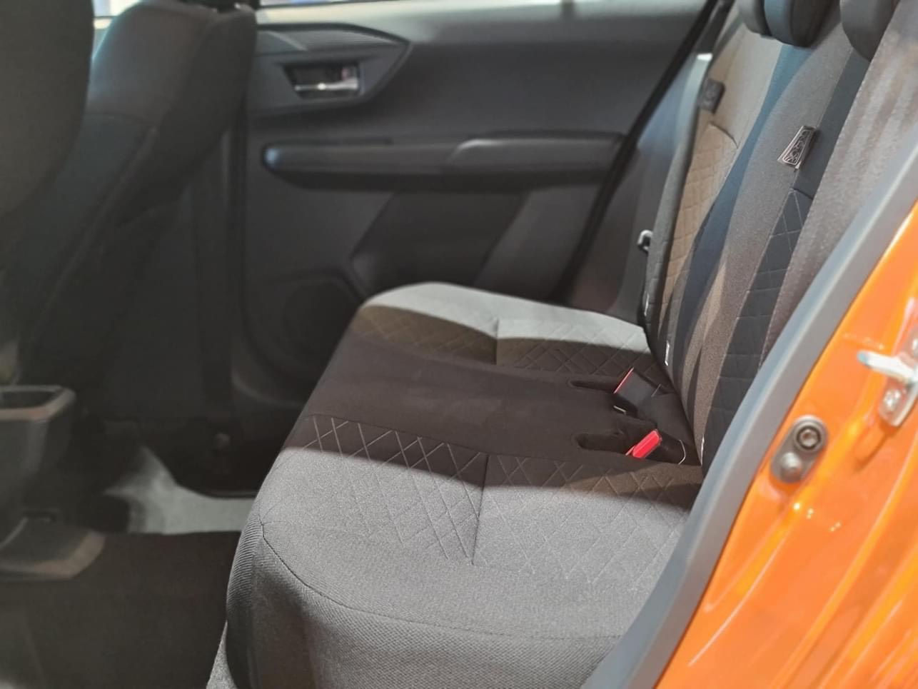 Toyota Wigo bản số sàn âm thầm biến mất khỏi danh mục sản phẩm: Khả năng 'nối gót' Rush và Yaris, giá khởi điểm nay 'nhảy' lên 405 triệu dễ bất lợi trước i10 - Ảnh 10