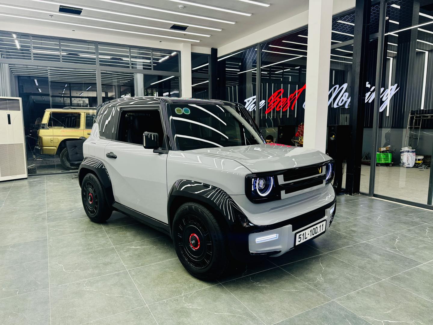 Xe VinFast VF3 đắt đỏ bậc nhất Việt Nam, giá mua hơn 300 triệu nhưng tiền độ 750 triệu đồng - Ảnh 1