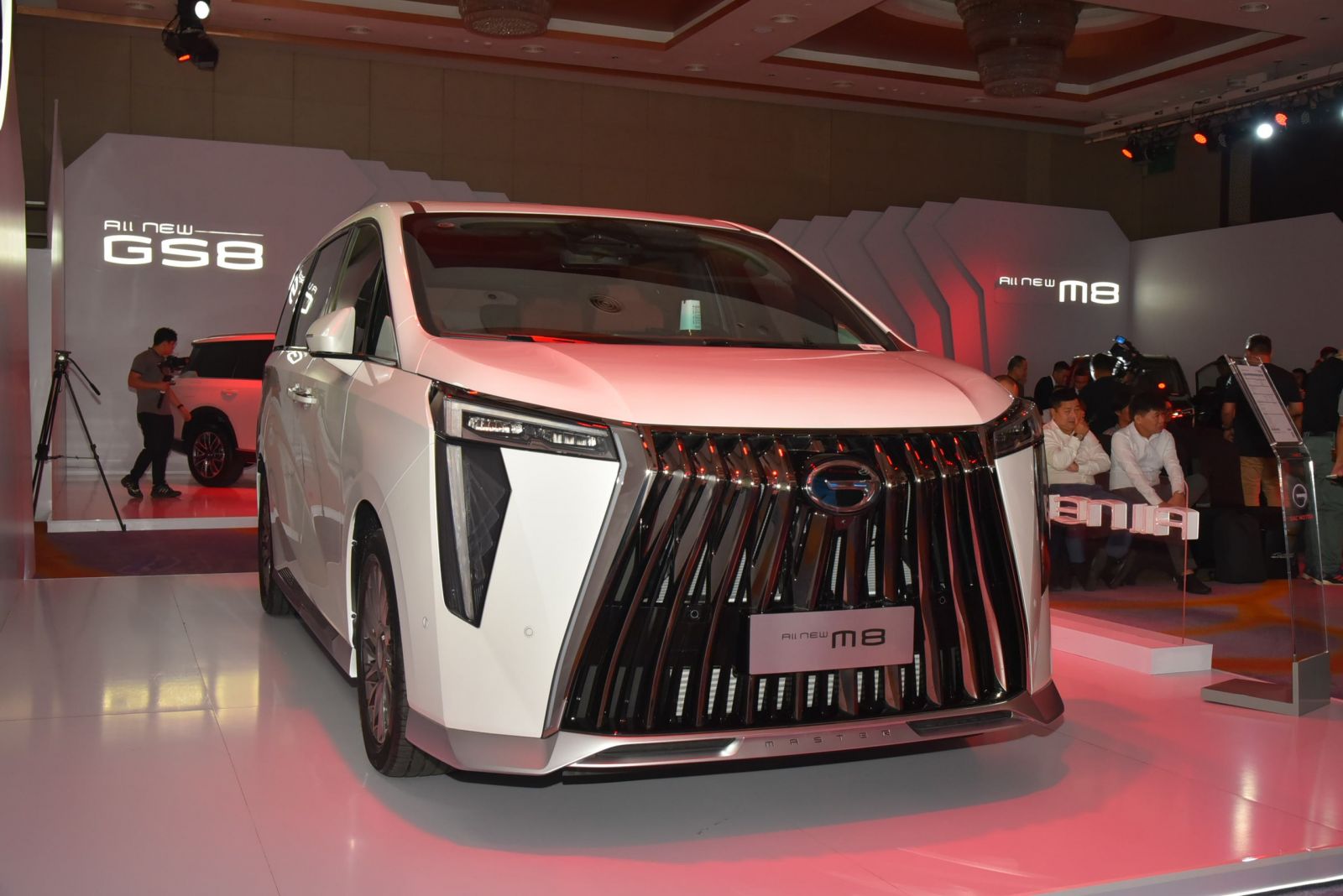 GAC M8 giảm giá tại đại lý: Bản tiêu chuẩn giảm nhiều nhất còn gần 1,65 tỷ, vẫn đắt hơn Carnival cao cấp - Ảnh 3