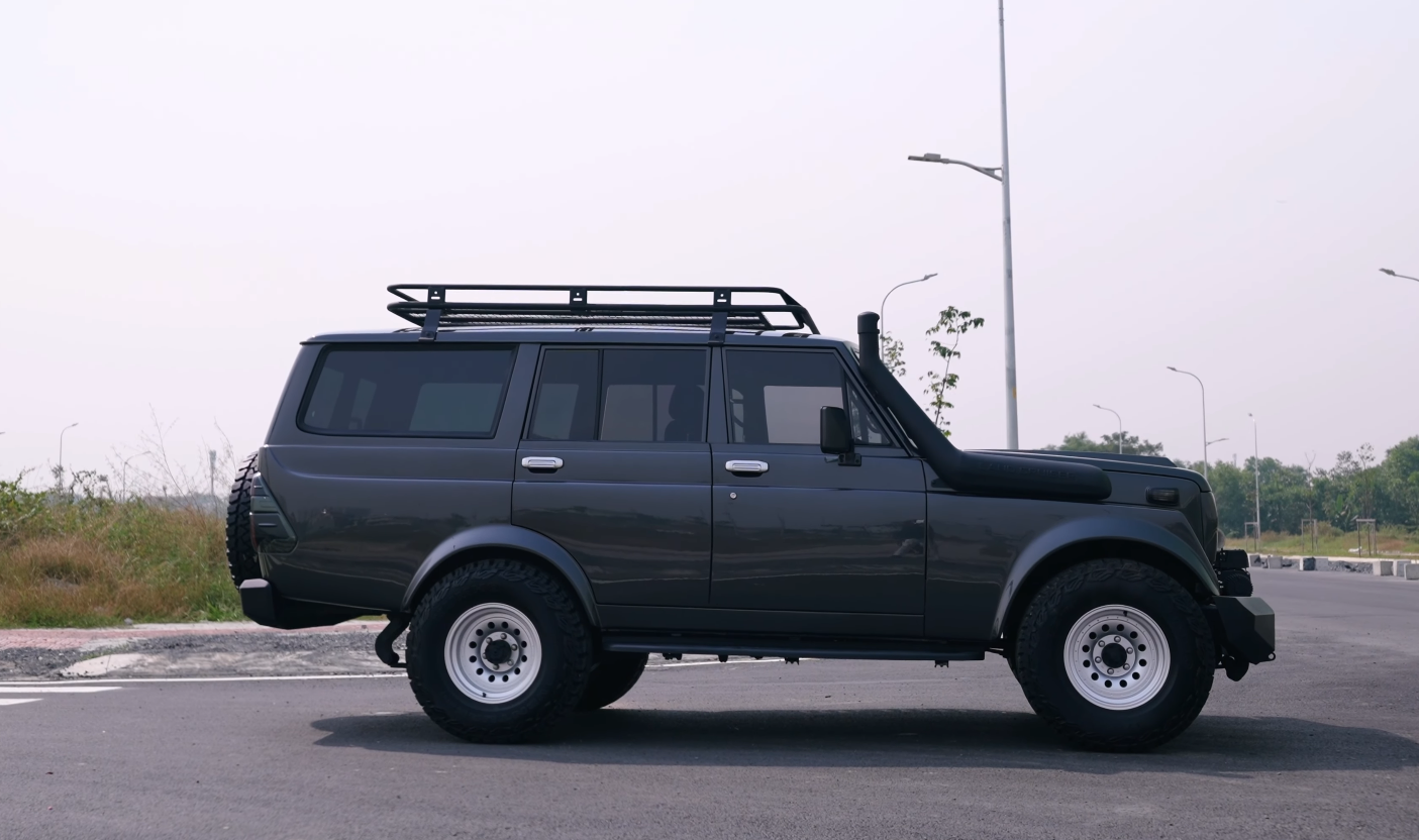 Thợ Việt phục chế Toyota Land Cruiser 1975 mất tới 2 năm: ‘Biến đống sắt vụn thành chiếc xe độc nhất’ - Ảnh 13