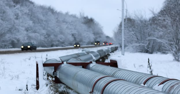 Đường ống Nga qua Ukraine đóng sập, châu Âu tiêu thụ khí đốt với tốc độ nhanh chưa từng thấy, tồn kho sụt giảm lớn nhất trong 7 năm qua