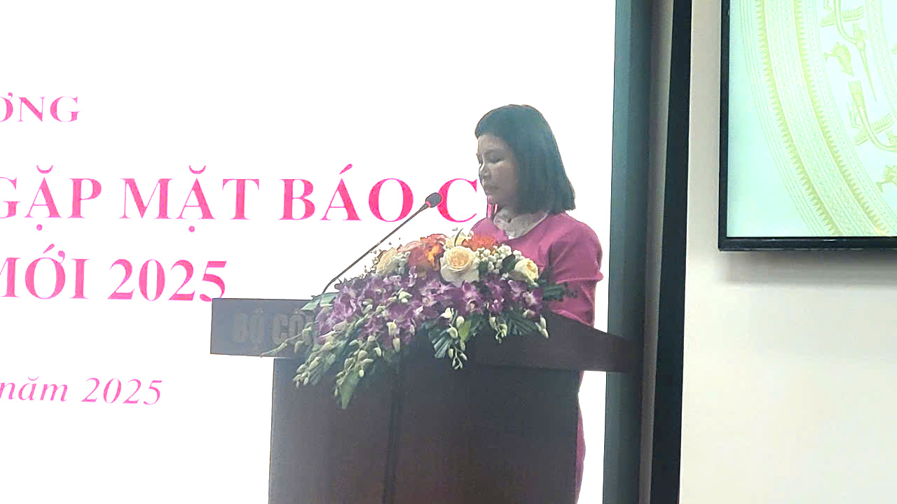 Bộ Công Thương thừa nhận xăng E5 "ế ẩm" - Ảnh 1