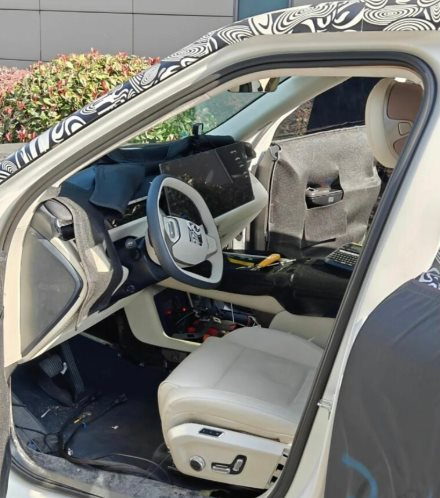 Hãng xe xây nhà máy hơn 4.000 tỷ ở Việt Nam hé lộ mẫu SUV chủ lực: Tiêu thụ chỉ 2,62L/100km, dư sức chạy từ Hà Giang đến Cà Mau với 1 bình nhiên liệu - Ảnh 3