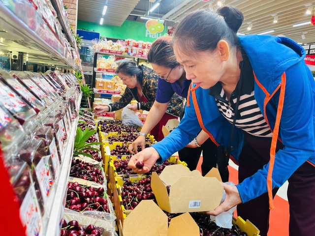 Cherry Chile giá rẻ bất ngờ, nhiều người nghi ngờ hàng Trung Quốc - Ảnh 3