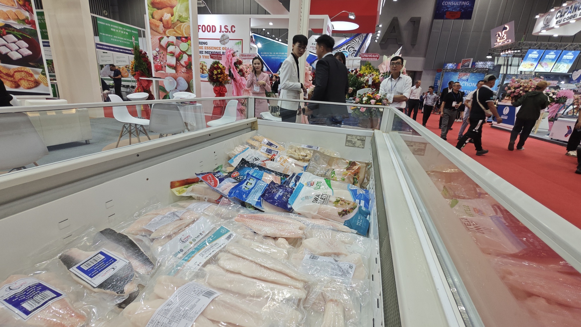 Xuất khẩu thủy sản hướng đến mục tiêu 14-16 tỉ USD - Ảnh 1