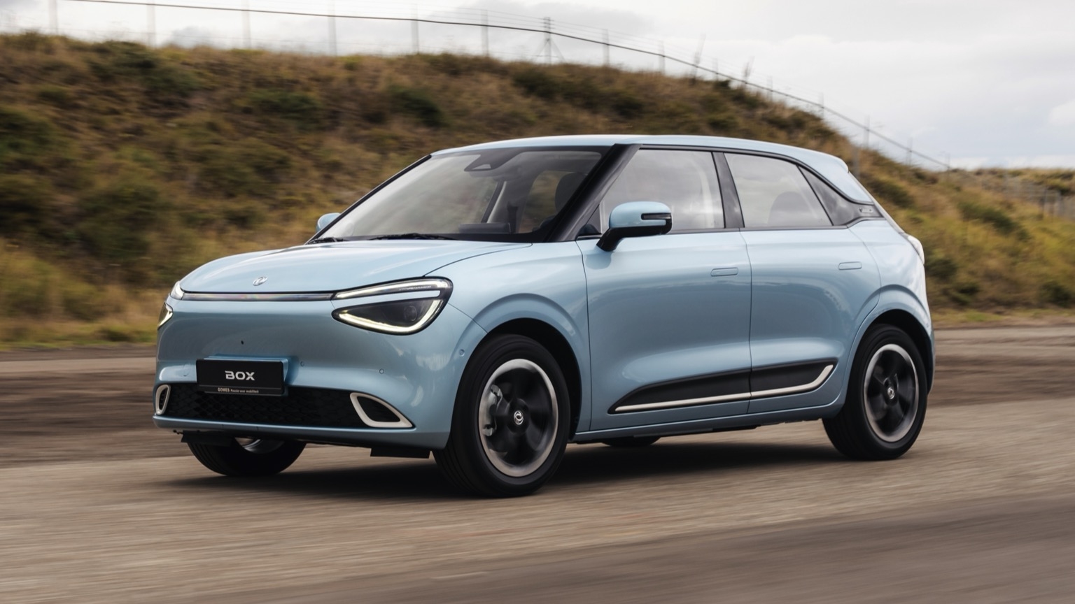 Nhiều xe lỡ hẹn ra mắt Việt Nam năm 2024: Đủ loại xăng, điện, hybrid, có mẫu đã lộ diện và về đại lý một thời gian - Ảnh 11