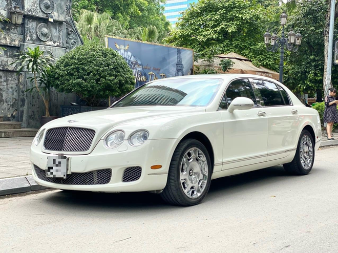 5 xe cũ biểu tượng của đại gia tầm giá Camry mua chơi Tết: Có chiếc siêu sang cỡ Rolls-Royce, ngồi cực êm - Ảnh 19