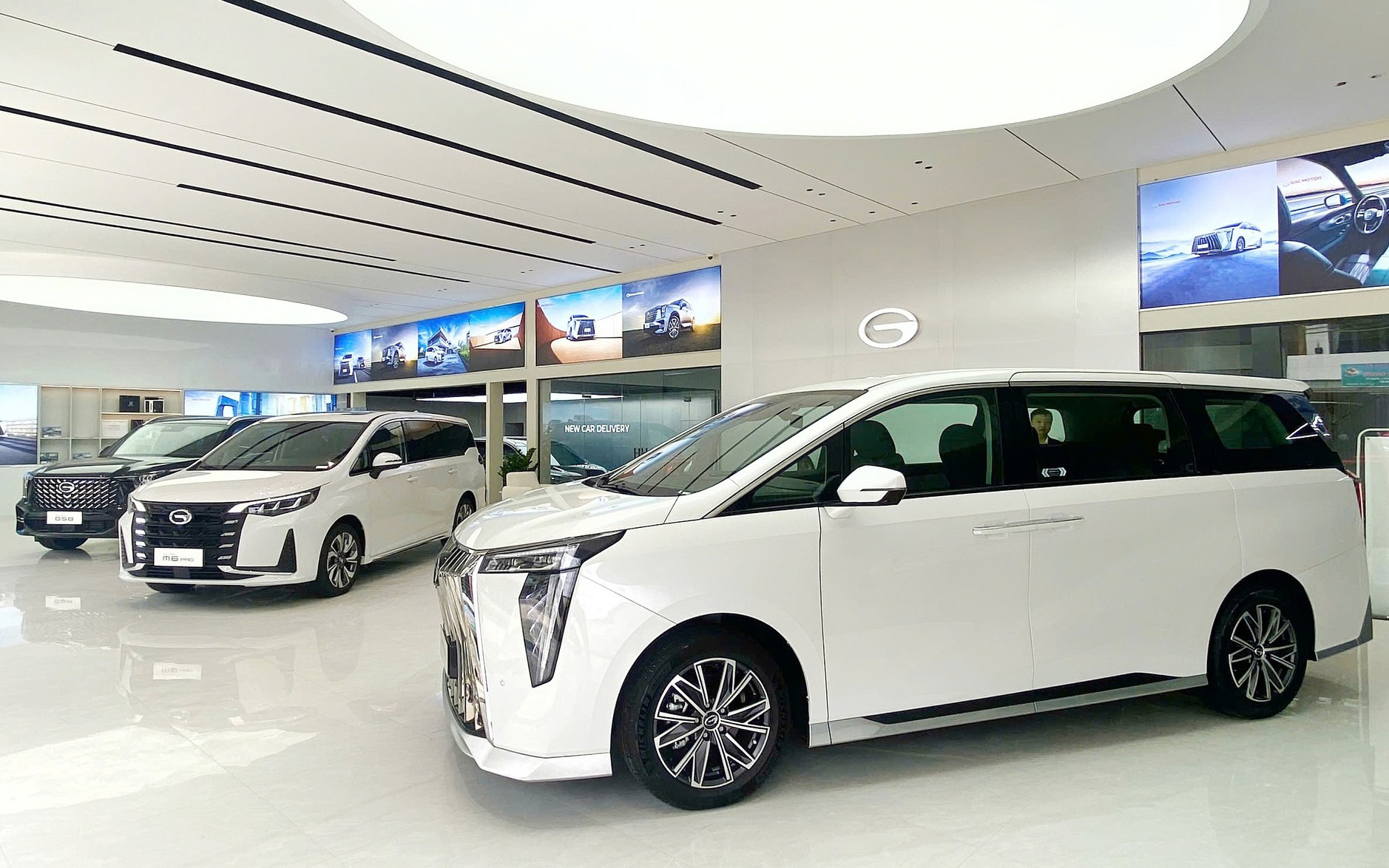 GAC M8 giảm giá tại đại lý: Bản tiêu chuẩn giảm nhiều nhất còn gần 1,65 tỷ, vẫn đắt hơn Carnival cao cấp - Ảnh 1